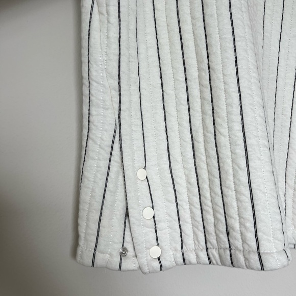 Zara Sweater - Picture 3 of 4